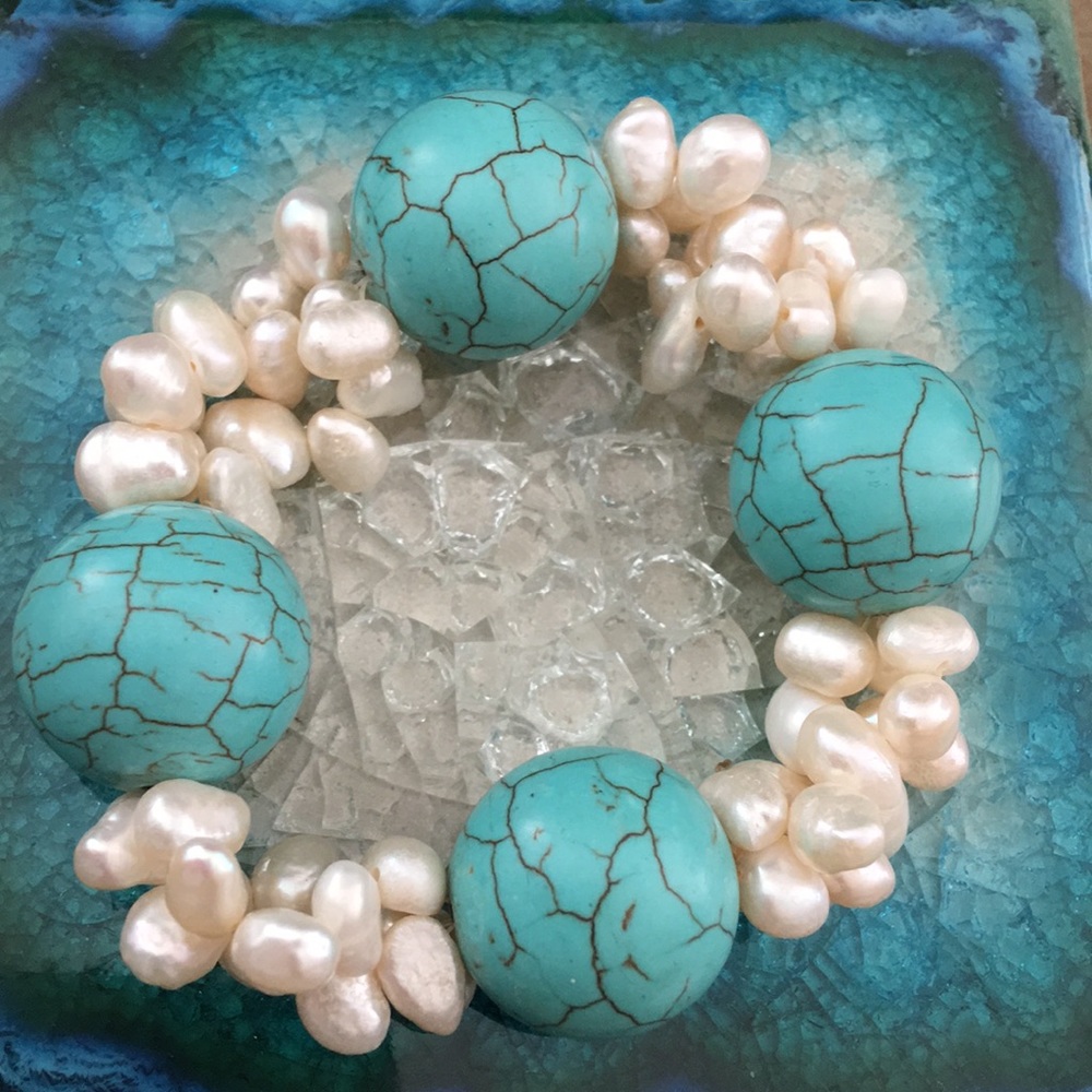 Anthropologie real pearls turquoise bracelet